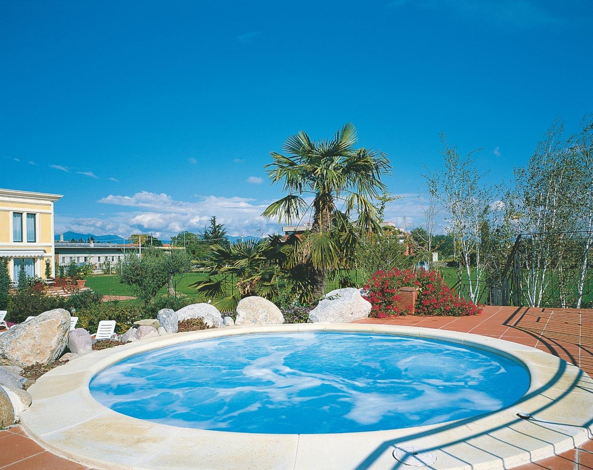 Hotel Touring Coccaglio Esterno foto