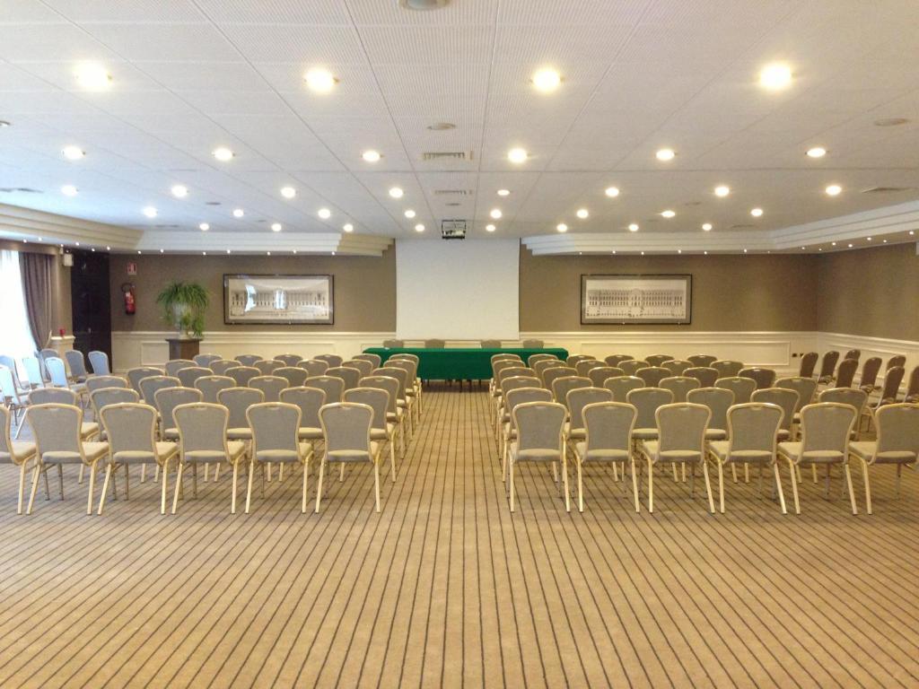Hotel Touring Coccaglio Esterno foto